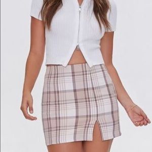 Plaid Mini Skirt 💕🤍